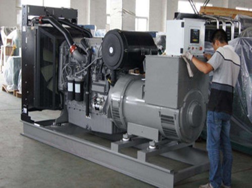 保德柴油发电机空气滤清器堵塞会对发电机组产生哪些影响？