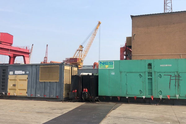 保德发电机出租空气滤清器的清洁频率是多少？