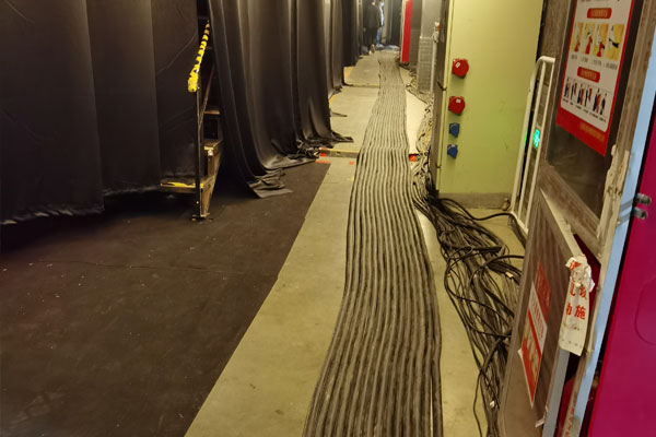 保德柴油发电机组的输出电压可以调节到哪些范围？