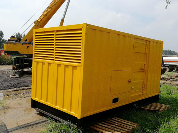 保德100kW柴油发电机组在什么情况下需要更换机油？